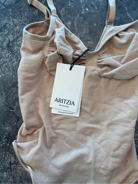 Aritzia Seamless Nude shapewear